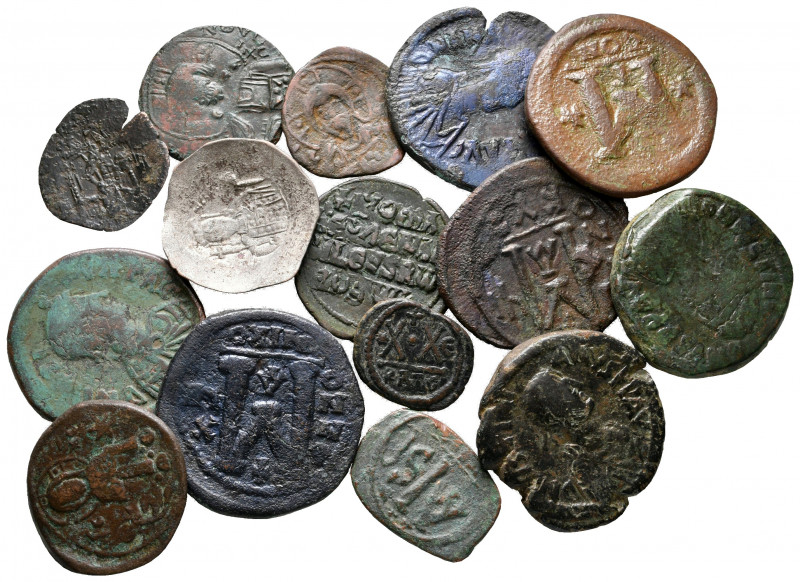 Lot of ca. 15 byzantine bronze coins / SOLD AS SEEN, NO RETURN! 

nearly very ...