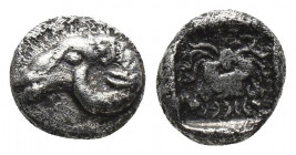 Greek 
TROAS. Kebren. AR Hemidrachm Circa 460 BC .Obv: Head of ram left.
Rev: Gorgoneion within incuse square.Very fine 
Weight: 0.68 g Diameter: 7 mm