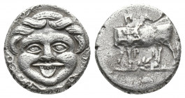 Greek
MYSIA, Parion. 4th century BC. AR Hemidrachm . ΠΑ/ΡΙ Bull standing left, head right; laurel branch below / Gorgoneion.Very fine 
Weight: 2.12 g ...