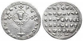 Byzantine
Nicephorus II Phocas, 963-969. Miliaresion , Constantinople. +IhSUS XRI-STUS nIC Cross potent, crosslet, on globe and two steps; at the cent...