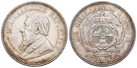 South Africa. 2 1/2 shillings. 1897. (Km-7). Ag. 14,08 g. Choice VF. Est...35,00. 


 SPANISH DESRCIPTION: Sudáfrica. 2 1/2 shillings. 1897. (Km-7)...
