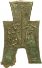 CHINA und Südostasien
China
Chou-Dynastie 1122-255 v. Chr
Bronze-Spatengeld mit flachem Griff ca. 350/250 v.Chr. An Yang. 11,12 g.
sehr schön, Fun...