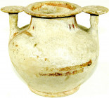 Ausgrabungen
Griechen
Keramik-Vase, Apulien 5. Jh. v. Chr. Ton mit Resten von Bemalung. Höhe 135 mm.
kl. Lippenabbrüche, Sinter
Provenienz: westf....