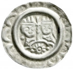Altdeutsche Münzen und Medaillen
Donauwörth, königliche Münzstätte
Heinrich VI., 1190-1197
Brakteat o.J. 2 gekr. Brb., dazwischen Kreuz, unten im B...