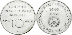 Münzen der Deutschen Demokratischen Republik
Gedenkmünzen der DDR
10 Mark Materialprobe in Silber 1974 A, 25 J. DDR vom Cu/Ni/Zn-Typ in AG 0,500 mit...