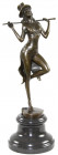 Varia
Skulpturen und Plastiken
Bronzeskulptur einer leicht bekleideten Dame mit Zylinder und Frack, sowie Stock und Highheels auf herzförmigem Stand...