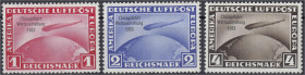 Briefmarken
Deutschland
Deutsches Reich
Chicagofahrt 1933, kompletter Satz in ungebrauchter Erhaltung mit Falz, Kabinett. Mi. 1.200,-€.
* Michel 4...