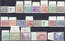 Briefmarken
Deutschland
Berlin
Bauten 1949, kompletter Satz in postfrischer Luxuserhaltung, bis auf einen Wert alles Randstücke. Mi. 750,-€ +.
** ...