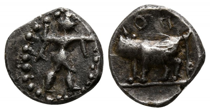 Lucania. Paestum 410-350 BC.
Diobol AR,Imitative.

10mm., 1,15g.

Poseidon ...