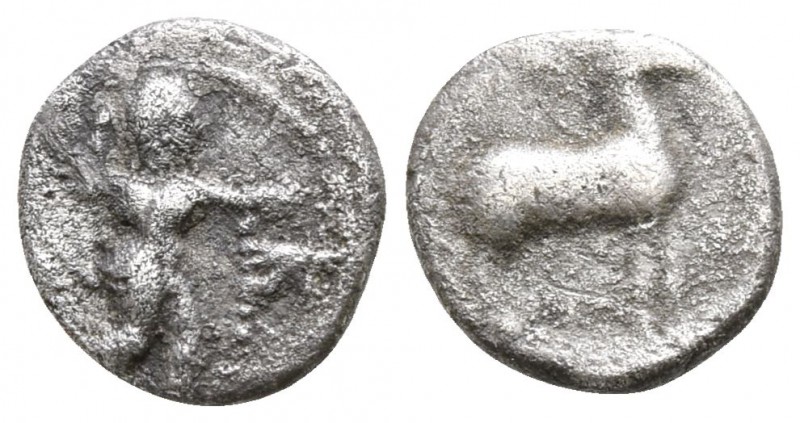 Bruttium. Kaulonia circa 480-388 BC.
Obol AR

7mm., 0,31g.

Apollo advancin...