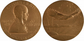 États-Unis, Lindbergh, par L. G. Fraser, Médaille du Congrès, 1928
A/LINDBERGH// UNITED STATES OF AMERICA
Buste casqué de Lindbergh à droite accosté...