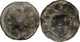 Greek Italy. Northern Apulia, Luceria. AE Cast Biunx, c. 217-212 BC. Obv. Scallop shell. Rev. Astragalos. Above, two pellets. Below, L. HN Italy 677d;...