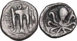 Greek Italy. Bruttium, Kroton. AR Triobol, 525-425 BC. Obv. Tripod; to right, mash-bird. Rev. Octopus. HN Italy 2128. AR. 0.99 g. 12.00 mm. Old cabine...
