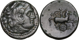 Continental Greece. Kings of Macedon. Philip III Arrhidaios (323-317 BC). AE Unit. Uncertain mint in Macedon. Obv. Head of Herakles right, wearing lio...