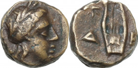 Continental Greece. Cyclades, Delos. AE 9.5 mm. 308-87 BC. Obv. Laureate head of Apollo right. Rev. Lyre. SNG Cop. 668. AE. 1.53 g. 9.50 mm. About EF.