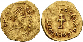 Phocas, 602-610. Half Tremisssis or 1/6 Solidus (Gold, 15 mm, 1.05 g, 7 h), Constantinopolis, circa 607-610. δ N FOCAS P P AVG Pearl-diademed, draped ...