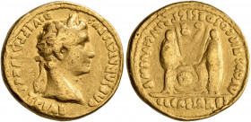 Augustus, 27 BC-AD 14. Aureus (Gold, 19 mm, 7.79 g, 5 h), Lugdunum, 2 BC-AD 4. CAESAR AVGVSTVS DIVI F PATER PATRIAE Laureate head of Augustus to right...