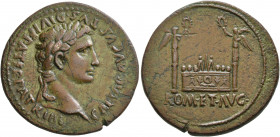 Augustus, 27 BC-AD 14. Dupondius (Orichalcum, 31 mm, 12.87 g, 1 h), Lugdunum. Struck under Augustus, 9-14. CAESAR AVGVSTVS DIVI F PATER PATRIAE Laurea...
