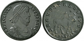 Julian II, 360-363. Follis (Bronze, 28 mm, 8.50 g, 1 h), Constantinopolis. D N FL CL IVLI-ANVS P F AVG Pearl-diademed, draped and cuirassed bust of Ju...