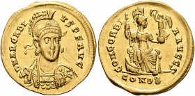 Arcadius, 383-408. Solidus (Gold, 20 mm, 4.45 g, 6 h), Constantinopolis, 397-402. D N ARCADI-VS P F AVG Pearl-diademed, helmeted and cuirassed bust of...