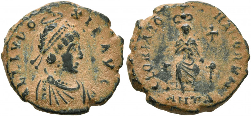 Aelia Eudoxia, Augusta, 400-404. Follis (Bronze, 16 mm, 2.83 g, 11 h), Antiochia...