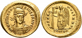 Theodosius II, 402-450. Solidus (Gold, 22 mm, 4.48 g, 6 h), Constantinopolis, 420-422. D N THEODO-SIVS P F AVG Pearl-diademed, helmeted and cuirassed ...