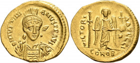 Justinian I, 527-565. Solidus (Gold, 21 mm, 4.40 g, 6 h), Constantinopolis, 527-538. D N IVSTINIANVS P P AVG Helmeted, diademed and cuirassed bust of ...