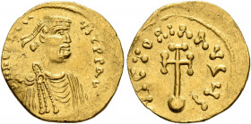 Heraclius, 610-641. Semissis (Gold, 17 mm, 1.86 g, 7 h), Constantinopolis, 613-641. d N hЄRACLIЧS P P AV Diademed, draped and cuirassed bust of Heracl...