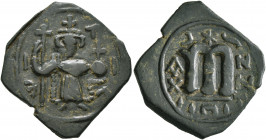 ISLAMIC, Time of the Rashidun. Pseudo-Byzantine types. Fals (Bronze, 23 mm, 4.07 g, 6 h), imitating a EN T૪TO NIKA follis of Constans II, uncertain mi...