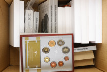 Doos met prooflike en proofsets periode 1999-2012