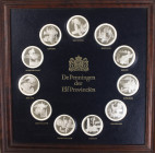 Netherlands - Collectie 'Penningen der Elf Provinciën' door Franklin Mint - Wandbord met ca. 11 sterling zilver penningen à ca. 21 gram