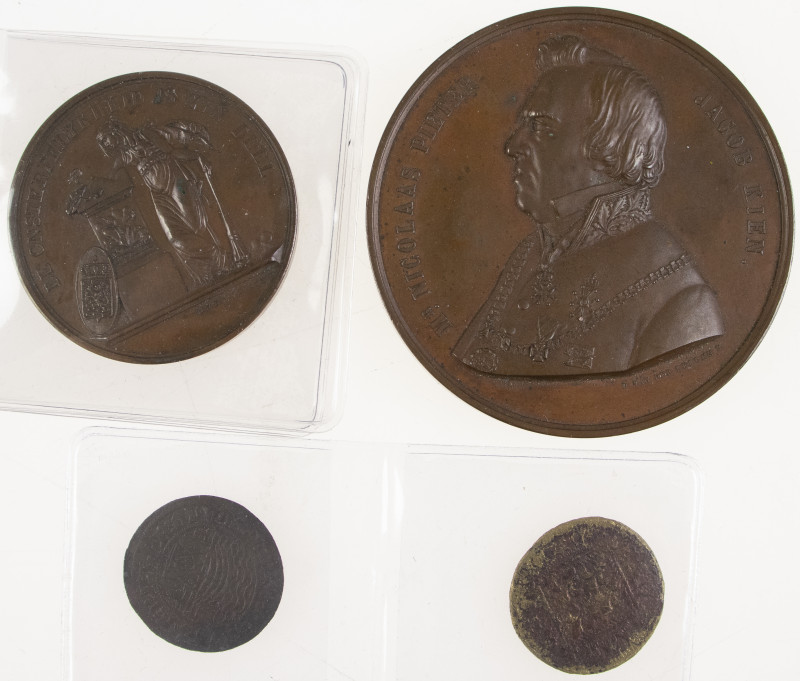 Netherlands - Penningen 'Heldendood van Van Speyk' 1831 (Dirks402) en Pieter Kie...