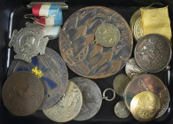 Netherlands - Lotje penningen w.o. prijspenningen en medailles trouwe dienst zilver en Atjeh 1873/6
