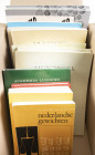 Varia - Muntgewicht(doosjes) - Doosje boeken w.o. 5 delen Muntboek De Vries & Van der Wiel, Spiegel Historiael Dorestad, Hofstee Leiden en Nederlandse...