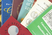 Varia - Muntgewicht(doosjes) - Vijftien boeken w.o. Levinson: Early Dated Coins en Scholten: Gebiedsdelen Overzee 1951