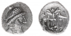 Persis - Rulers under Parthian sovereignty, 100 BC - end of 1st cent AD - Vādfradād IV (Autophradates) - AR Hemidrachm, (1.92 g) - Bust facing right w...