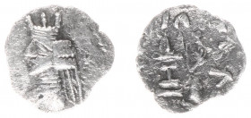 Persis - Rulers under Parthian sovereignty, 100 BC - end of 1st cent AD - Ardaxšīr II (Artaxerxes) - AR Obol (0.53 g) - Slender bust of bearded king l...