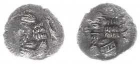 Persis - Rulers under Parthian sovereignty, 100 BC - end of 1st cent AD - Pakor II - AR Obol (0.54 g), thin and wide flan. Bust of bearded king, with ...