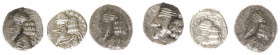 Persis - Rulers under Parthian sovereignty, 100 BC - end of 1st cent AD - Pakor II - AR Obol (0.55, 0.80, 0.56 g), small die on small thick flan. Bust...