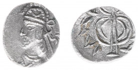 Persis - Rulers under Parthian sovereignty, 100 BC - end of 1st cent AD - Prince Y (former Unknown King II) - AR Hemidrachm (1.29 g) - Bearded bust le...