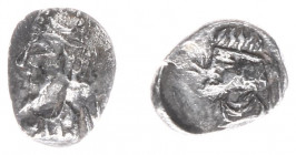 Persis - Vādfradād V dynasty, late 1st cent-211 AD - Mančhīr I - AR Obol (0.40 g) - Bearded bust to left, wearing tiara with dotted crescent, no legen...