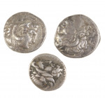 Greek / Hellenistic coinage - A small lot with 3 Greek coins: 2 x AR Drachm (Alexander III and Lysimachos) and an AR Hemidrachm (Achaia, Achaean Leagu...