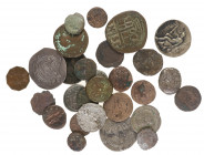 Roman coinage - A small lot with 12 mainly small Roman bronzes 4th century, 5 small Bi Antoniniani, 2 Byzantine bronzes, 1 Denarius of Hadrianus, 2 AR...