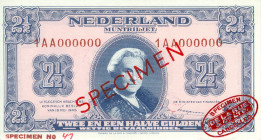 Netherlands - 2½ Gulden 1945 Muntbiljet Wilhelmina (Mev. 15-1c / AV 13S / PL16.s2) SPECIMEN diagonaal in rood op voor- en keerzijde en op voorzijde me...