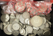 Canada - Lot with Canada silver 20th century 10, 25 & 50 Cents and Dollars, appr. 1100 gm., added some USA etc.