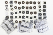 China - Advanced old collection of Northern Song (960-1127) AE 1, 2, 3 & 5 Wen, incl. a few iron Wen, collected by type and variety and generally attr...
