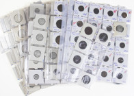 England - Lot coins England in coin holders on album sheets incl. Threepence, Shillings, Florins, two Shillings, Halfcrowns, etc.