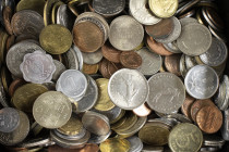 World - Box various world coins, mainly in UNC