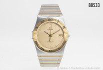 Omega Constellation HAU, Quartz, Stahl/Gold-Ausführung (18 Karat), Saphirglas, D 33 x 36 mm, goldenes Blatt und Lünette, alle Zwischenstege am Band Ge...