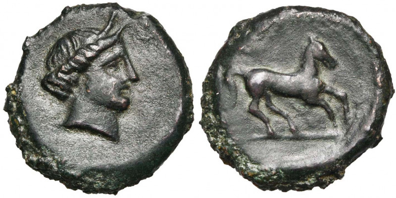 SICILE, AITNA, AE bronze, vers 400 av. J.-C. D/ T. fém. à d., avec des cornes. R...